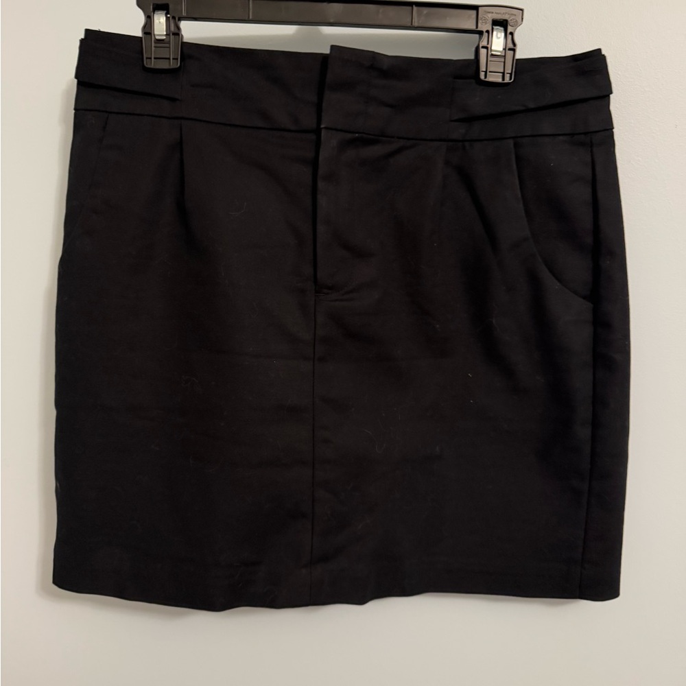 Banana Republic Black Skirt Mid Thigh 8 Petite